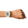 ES5195_onwrist.webp Reloj digital blanco con energía solar