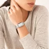 ES5221_onwrist.webp