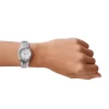 AM4141_onwrist