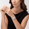 ES5306_onwrist