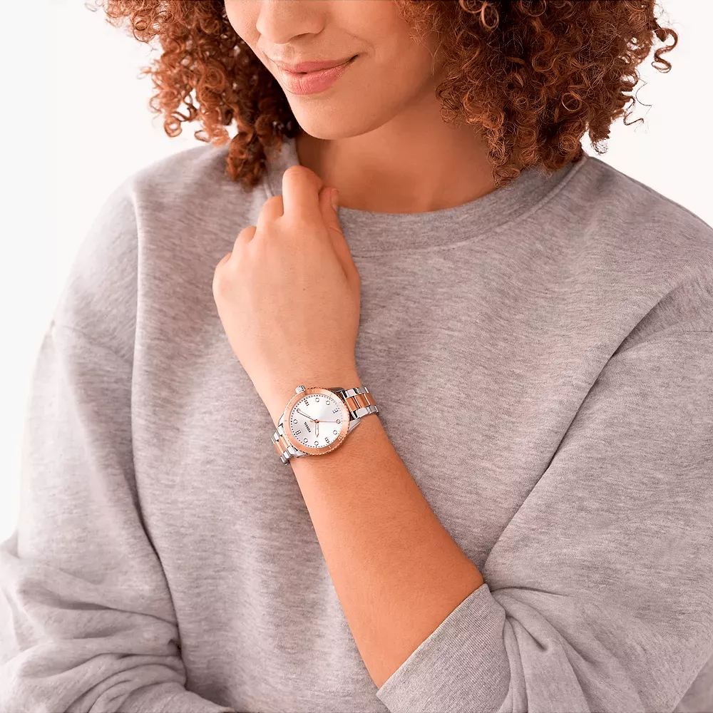 BQ3887_onwrist